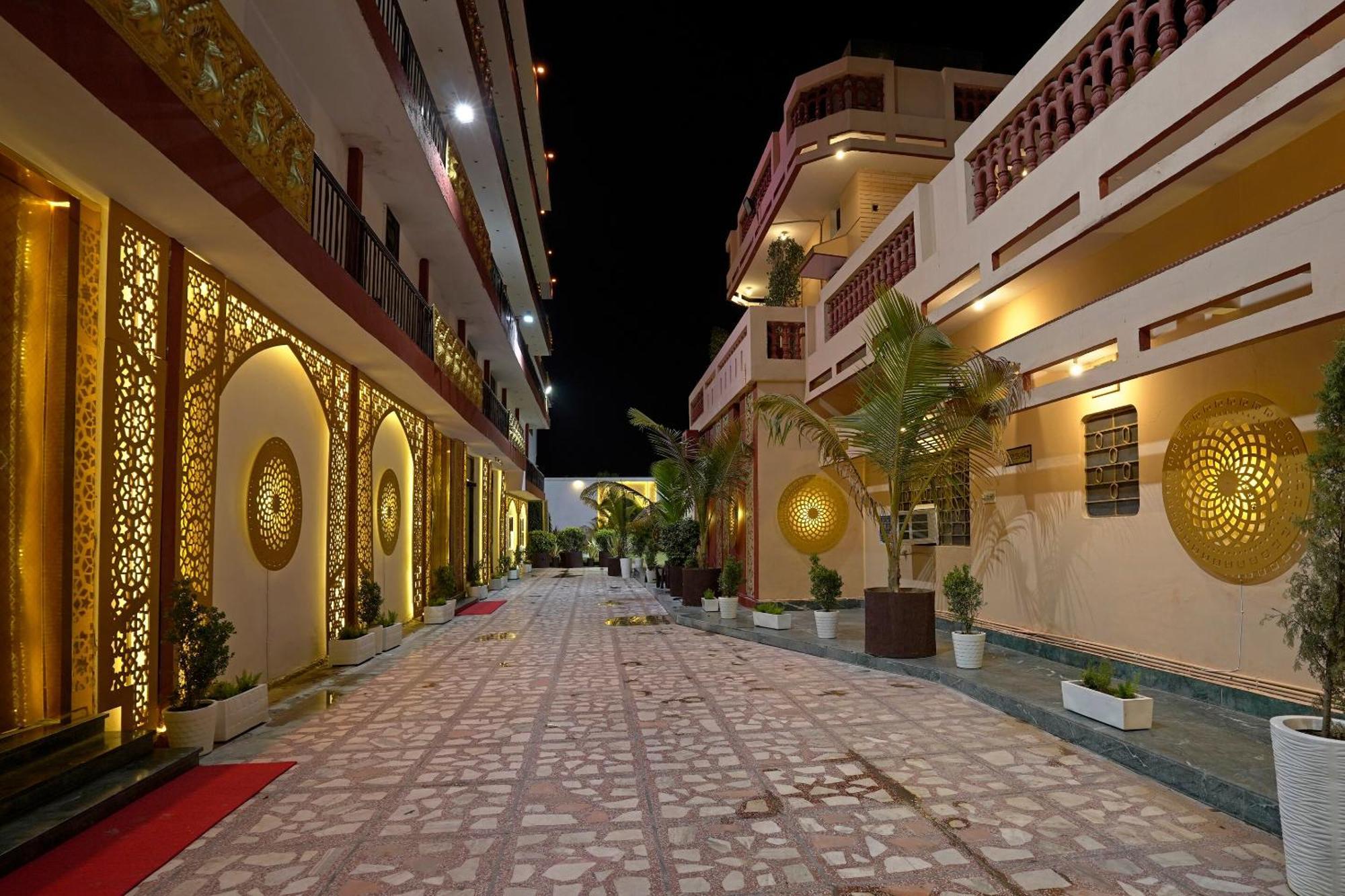 Spot On Nanki Palace Ajmer Eksteriør billede
